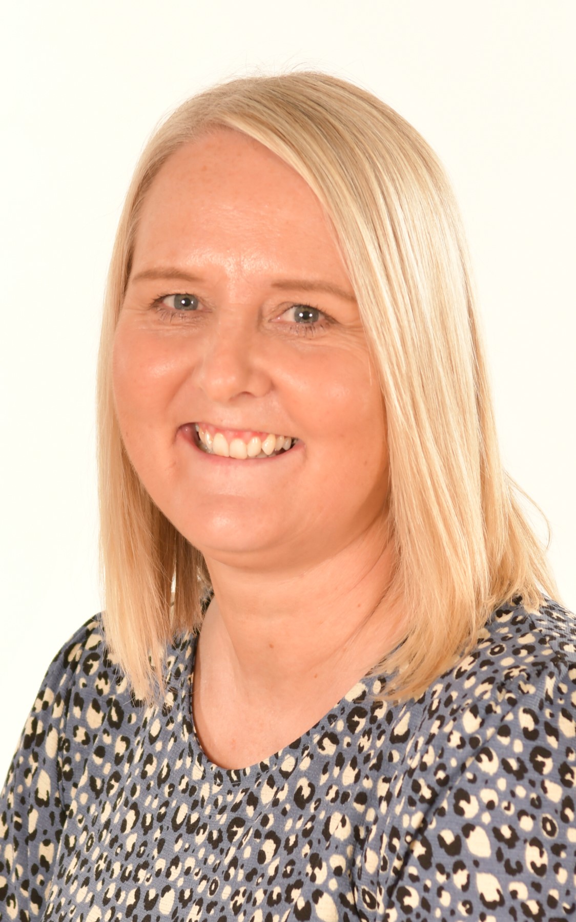 Photo of Mandy Smith